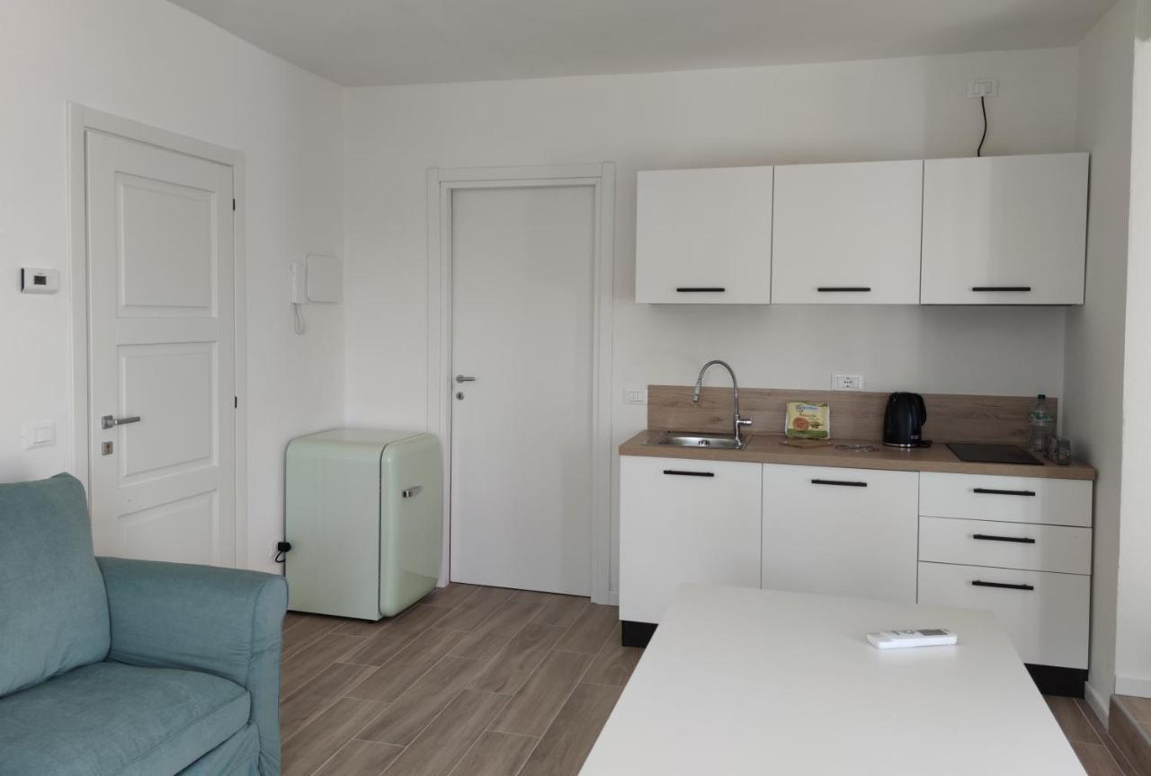 Casa Ilanga Lägenhet Cannero Riviera Exteriör bild