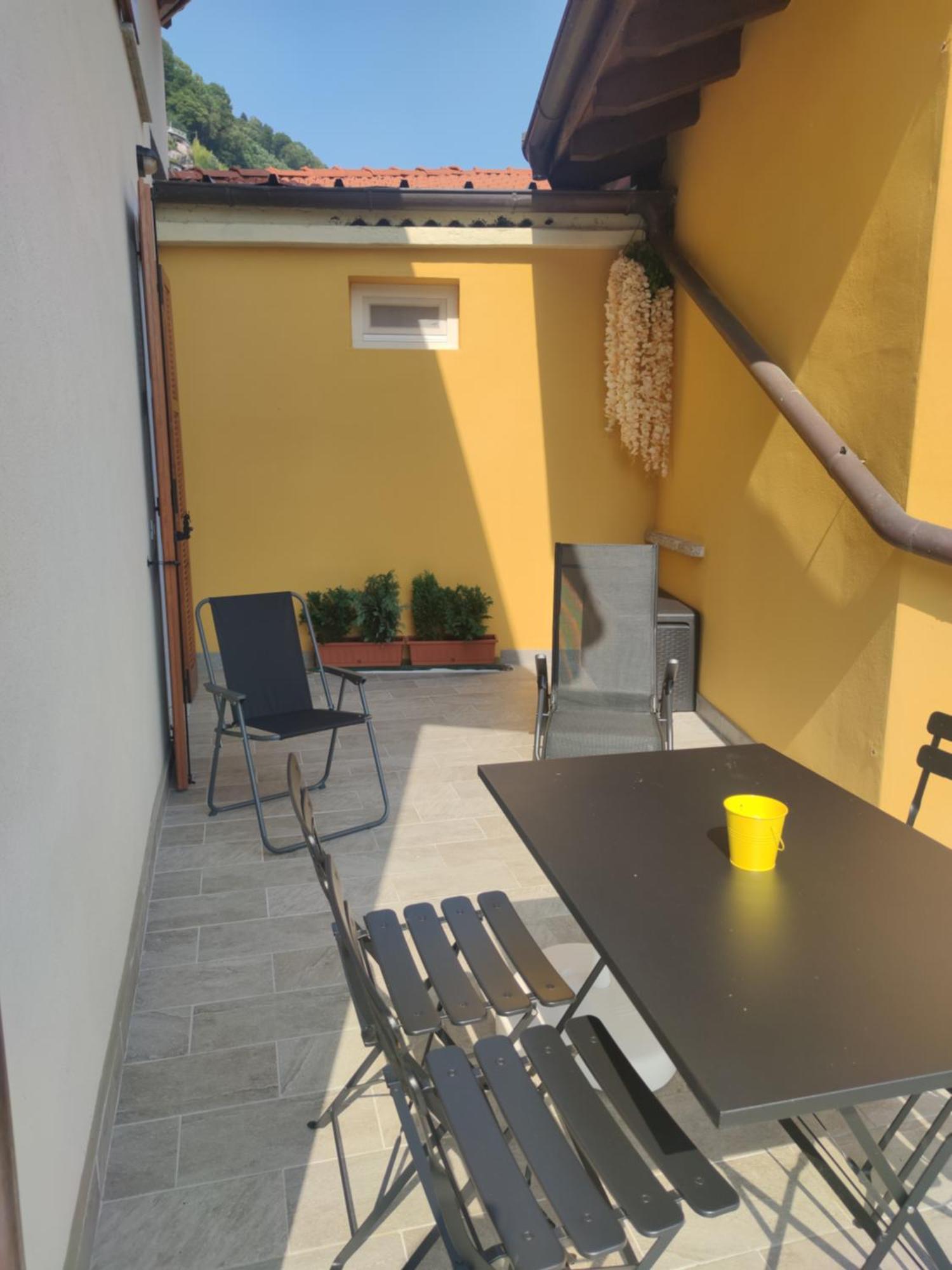 Casa Ilanga Lägenhet Cannero Riviera Exteriör bild
